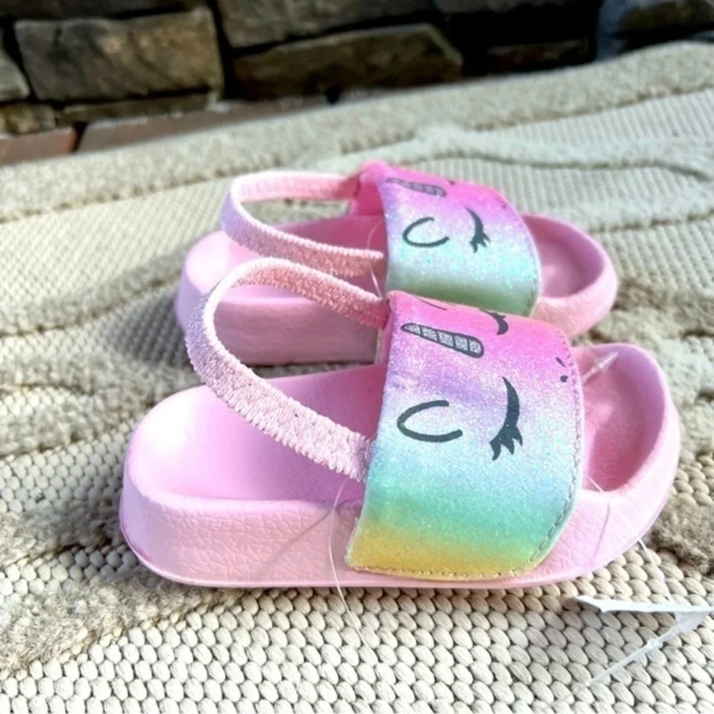 💚 NWT! Toddler size 4/5 unicorn sandals
